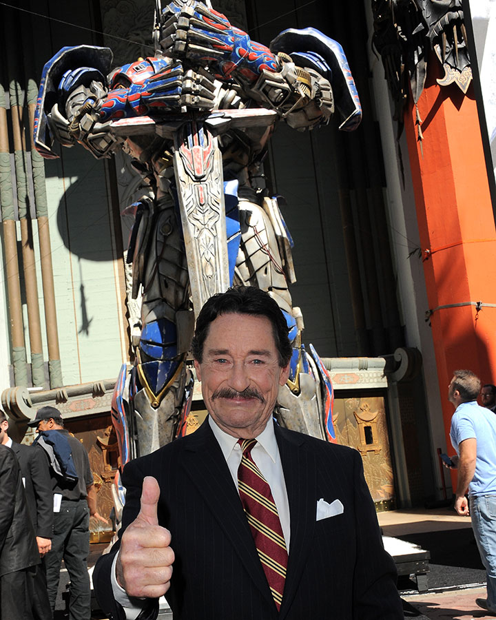 CBMshots's tweet photo. Rest in Peace, Peter Cullen 💔🐐
