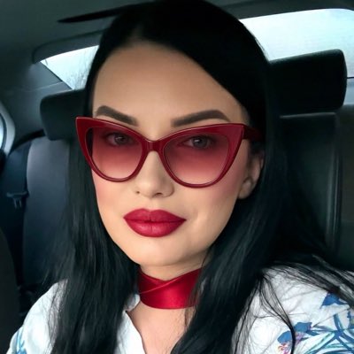 QueenAlhya's tweet photo. #ImagineProfilNouă

#findom #femdom #paypig #sub https://t.co/cNN2RC2RLw
