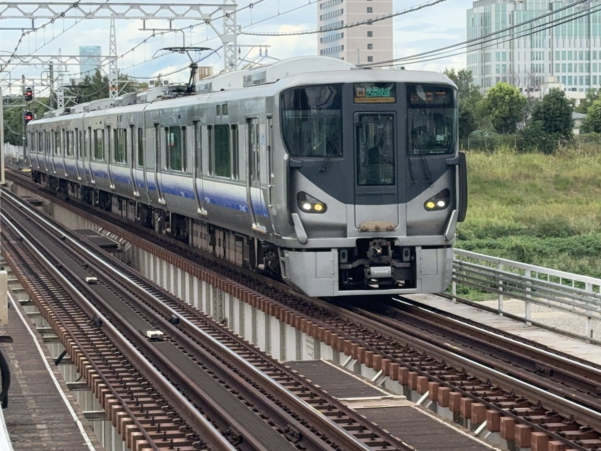 N700_HC85_2000's tweet photo. @ksES1GWEZh96163 225系 https://t.co/NBUVYi9coO