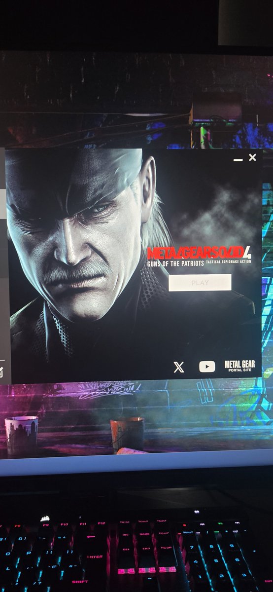 SirVerso's tweet photo. MGS4 IS FREEEEEEEE! https://t.co/N8uTVBdyLl
