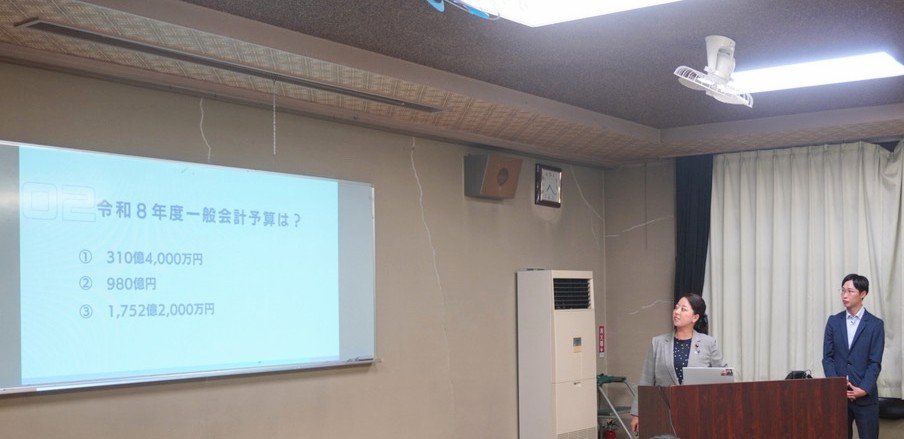 aoki_sanseito's tweet photo. 「高崎市の未来を考える会」にご参加いただいた皆さま、ありがとうございました。
教育、自然環境、地域づくりまで、日頃から感じている「もっとこうだったらいいな」という率直な声を、たくさん伺うことができました。

忙しい毎日の中でも、自分たちの街の未来を自分ごととして捉え、
「自分に何ができるのか」を考える。
その思いを皆さまと共有し、一緒に考えることの大切さを、改めて実感した貴重な時間となりました。

いただいた声と思いをしっかり受け止め、子どもたちに誇れる未来づくりにつなげてまいります。

今後も各地域で開催していきます。
どうぞ構えず、ふらっとお立ち寄りください😊