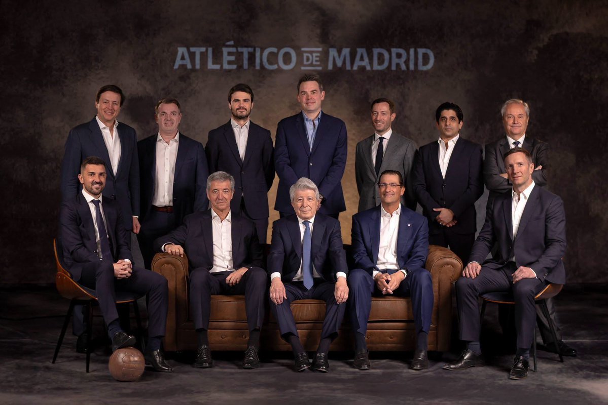 FRBarca_'s tweet photo. 👥 David Villa fait partie de la direction de l'Atlético de Madrid qui a bloqué à l'unanimité tout accord avec le Barça pour Álvarez. https://t.co/13lCI24zgh