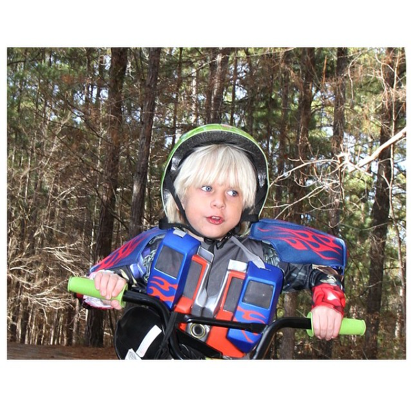 erin_groover's tweet photo. From Jan 17, 2015. Ride free Optimus Prime. https://t.co/i0qIuYAqHl