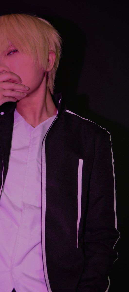 RYOYA0289's tweet photo. 掘り起こしたりするから無いとは思うけど🤤
#️⃣最近繋がった人は知らないコスプレ https://t.co/L3S8HH42Cq