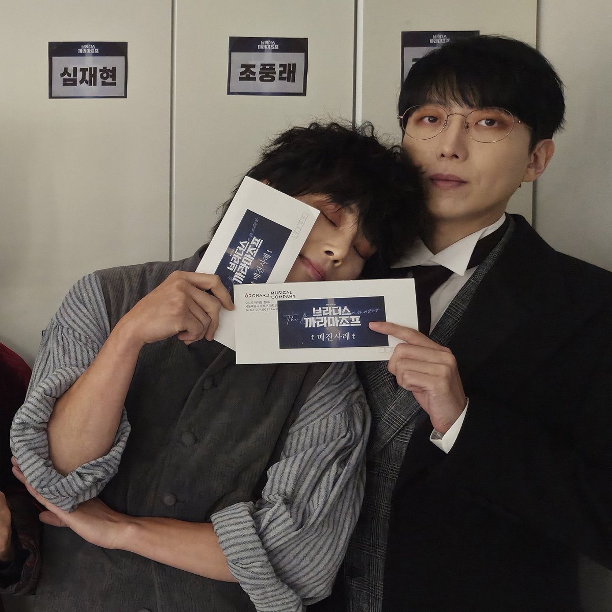 _mini1013_'s tweet photo. 이렇게 다를수가… https://t.co/n3gCfX7uQn