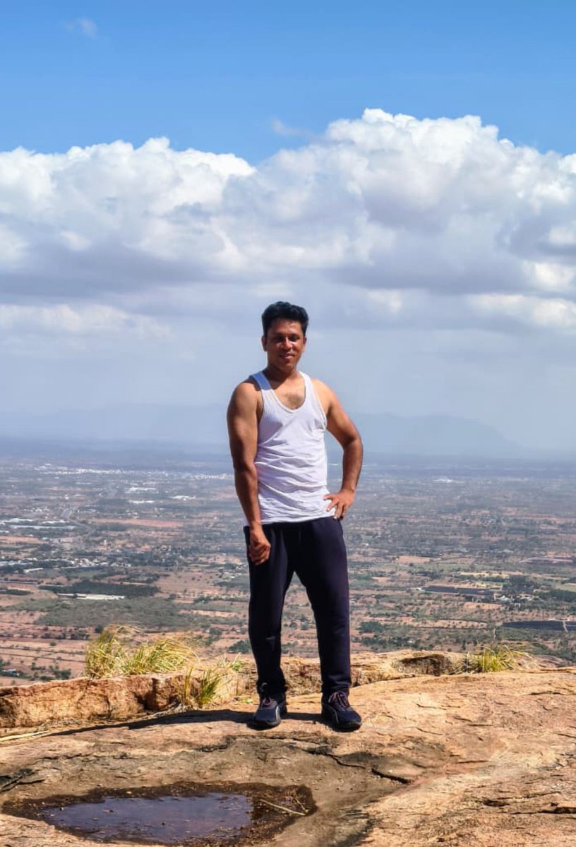 Venkatesh22Sep's tweet photo. Lastest hiking 🥾 

#Hike #Trekking #Dindigal #Karur #Rangamalai https://t.co/e5Bymuaxky