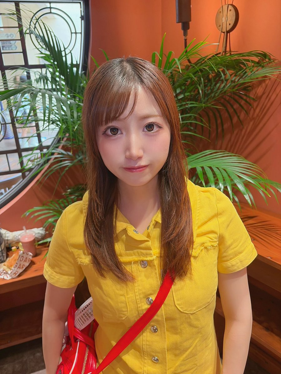 ponpoco_karly's tweet photo. 夜おそくにごめんなさい💦

8/29どようび 
13:00~配信をさせていただくのですが
私服遠隔チェキ会(ゆるゆると😽)も行います🎶✨💕︎︎

ぜひぜひ私服のかーりーちゃんゲトってね🧌 https://t.co/brvKYFhjRJ