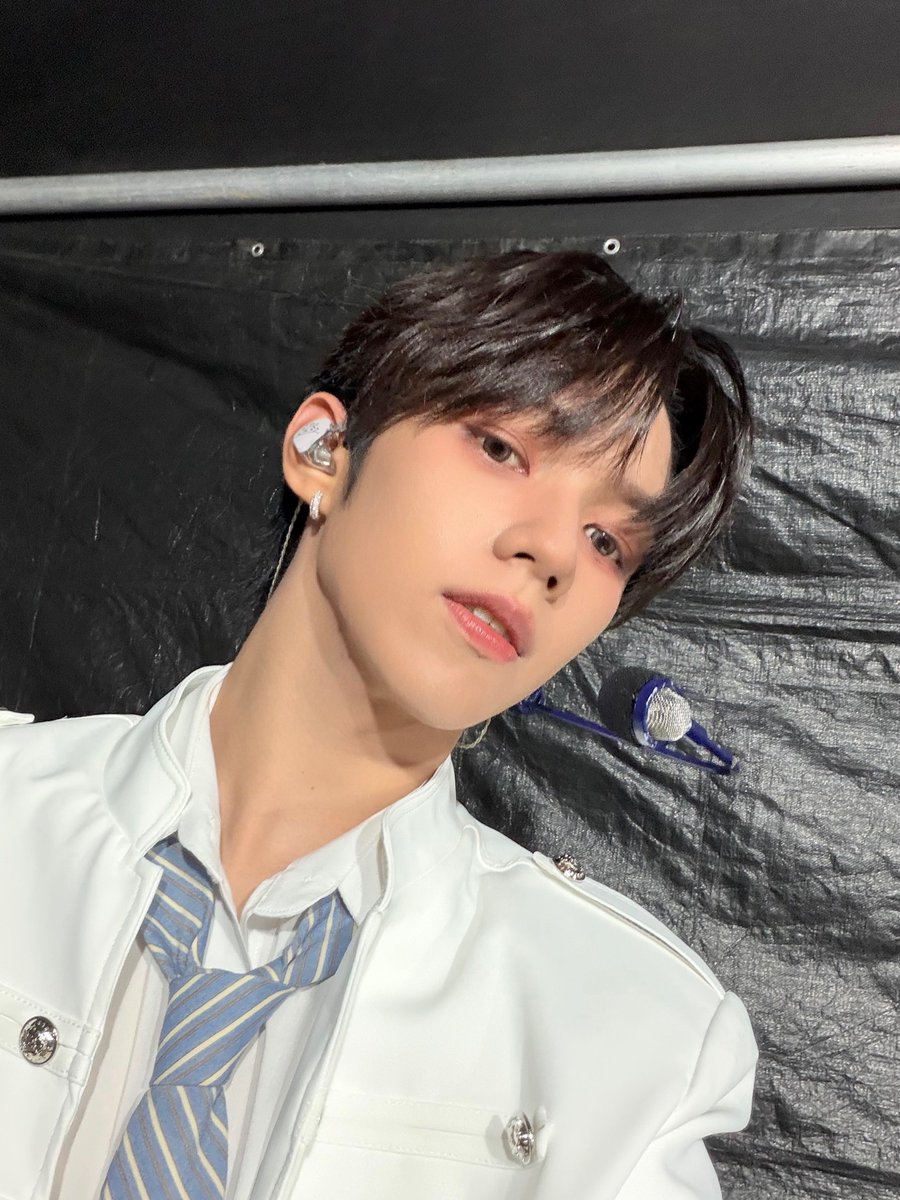 nishjunzz's tweet photo. JL OH MY GOD 🥹 SAURRR PRETTYYYY https://t.co/dIwNRxrZB2
