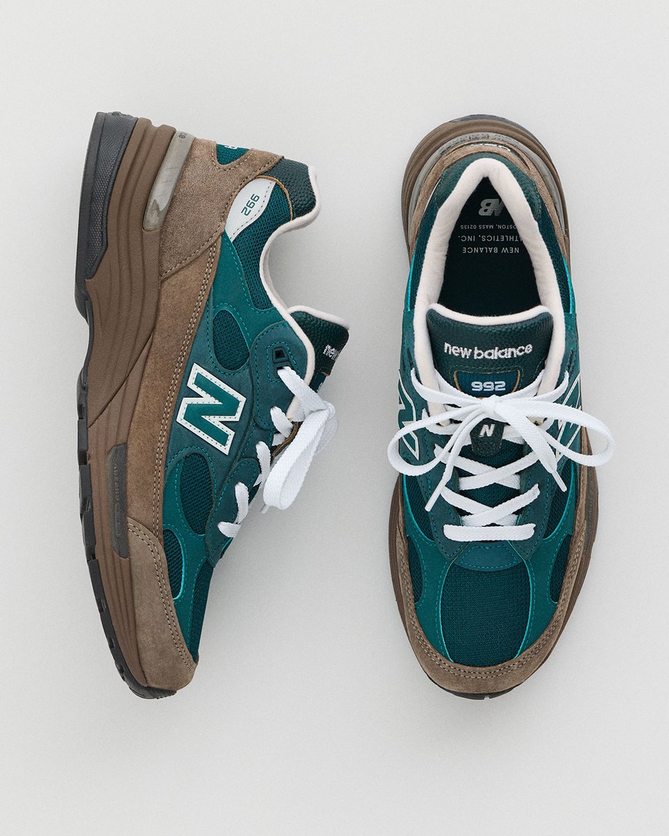 SneakerNews's tweet photo. New Balance Made In USA FW26 is STACKED.

The first drop hits stores on September 10th.

Here's the entire collection >> https://t.co/V7IIRE7tJX https://t.co/oimxRTbFRV