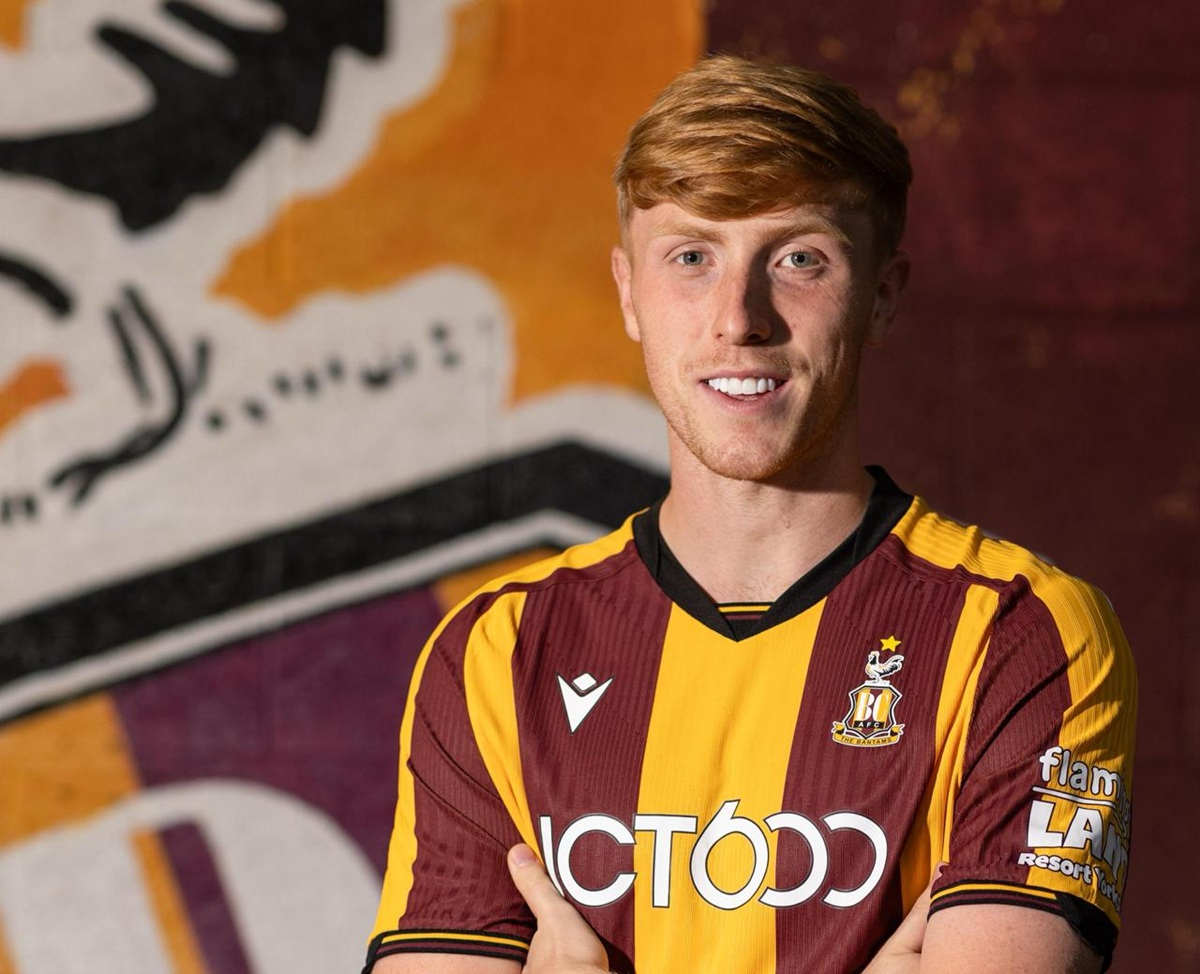 ParkerTandA's tweet photo. 🚨 CONFIRMED: #bcafc  sign Bradford-born left-sided centre half George Pratt on season loan from Blackburn 

"This is my hometown as well, which makes it extra special" https://t.co/5mQSIJbiVY