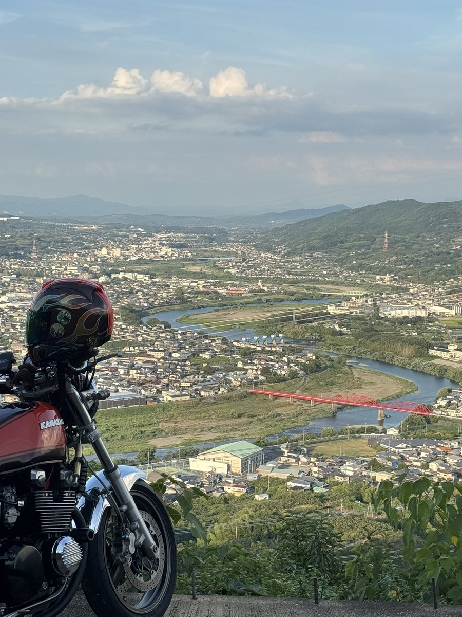 hidemi_3's tweet photo. VREASTシャツでキメ！
先週末の今頃投稿！笑 https://t.co/2rqShQjX0c