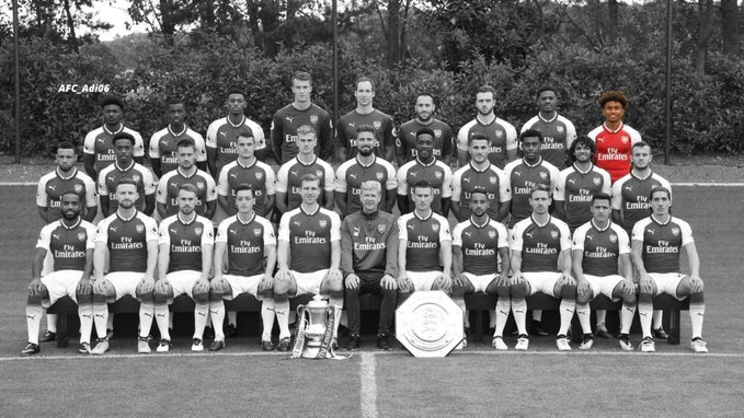 VipArsenal's tweet photo. With Reiss Nelson leaving, next season there will be no player in the Arsenal squad who played under Arsene Wenger.

End of an era. https://t.co/8Sn5PVgNAP