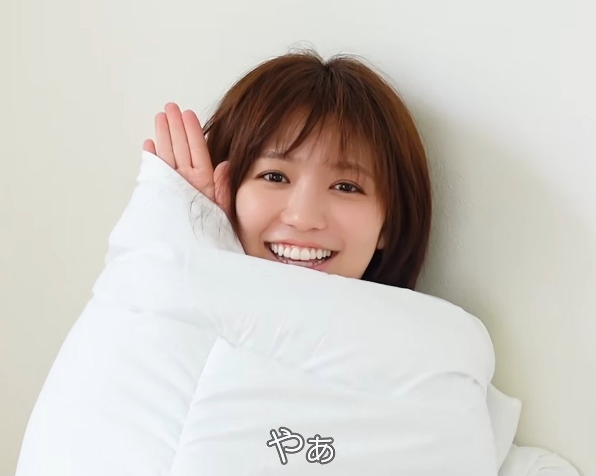 4d8d1d01's tweet photo. このときの「やぁ✋🏻😃」、名シーンすぎてカレンダーだけでは勿体ないとは思ったけどまさかのアクスタになってて大感激🥹🫶🏻！！！
インドアそうだけど連れ出します🧳
ご予約は本日まで🎂⚠️
#youゆー  #大原優乃 https://t.co/eu0lTs4bgg