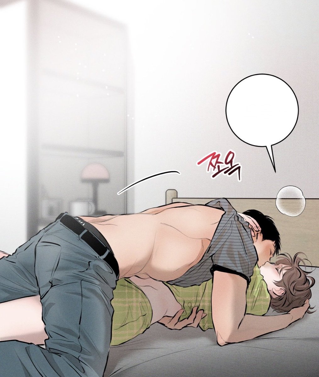 Daehyung_Yi_0's tweet photo. 이거야 말로 붙어먹는다라는 표현이 맞는거 가틈  키스로 불 붙었는데 급하게 옷도 벗어야하고 엉망진창
그래서 이 날 씬 존꼴임 https://t.co/lEyfWCfh9V