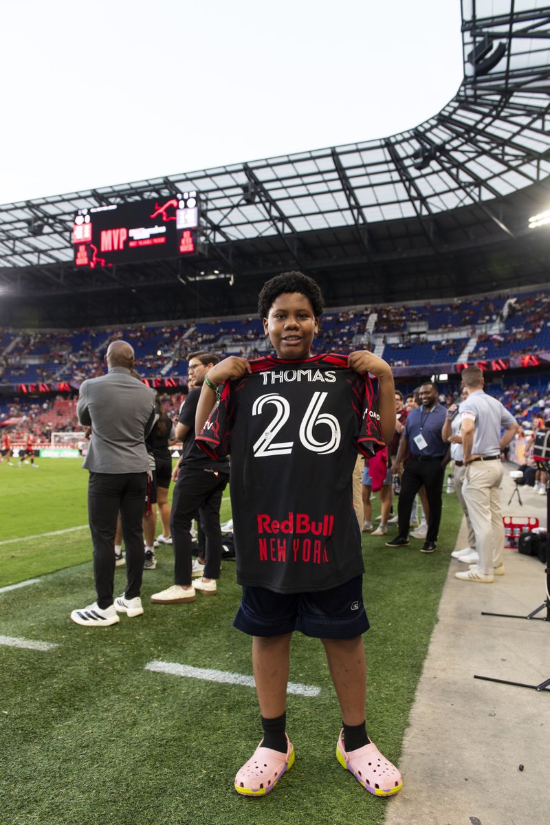RWJUH's tweet photo. We had a spectacular night honoring Byron at the @NewYorkRedBulls game as the @RWJBarnabas MVP. From watching warmups and receiving a personalized jersey, to ending the night with fireworks, it was an unforgettable experience. ⚽ https://t.co/1PTvWpDQgt