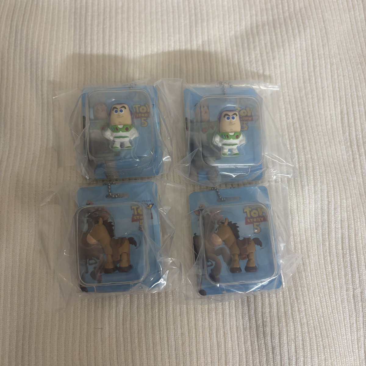 30kmp's tweet photo. トイ・ストーリー TOY STORY5 ブリスターチャームコレクション ガチャガチャ 交換
お譲り:バズ ブルズアイ
求:ジェシー リリーパッド

🌼ツイフィをご確認下さい
🌼まとめてのお取引のみ希望です https://t.co/S89xQEEHK9