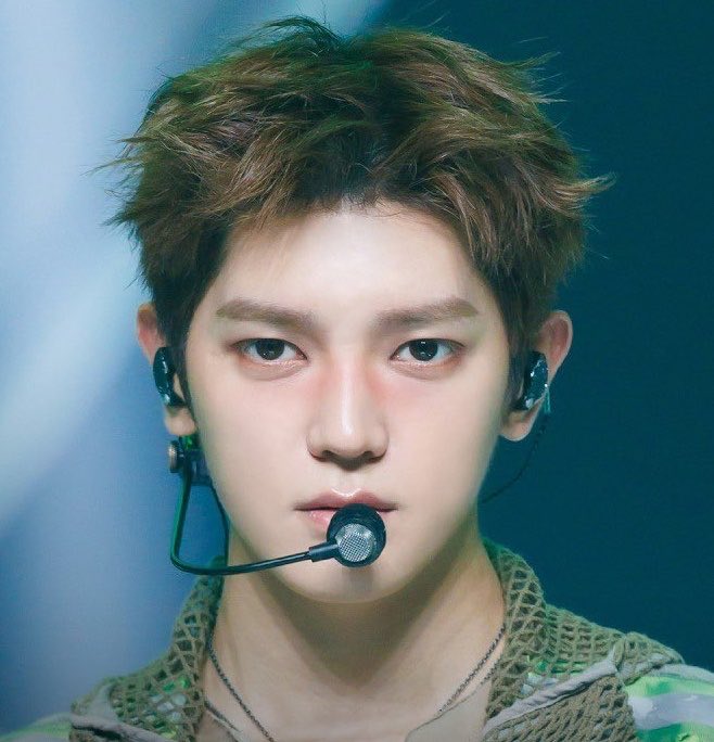 luvonthefloorx's tweet photo. super handsome 😍😍😍😍😍😍😍 https://t.co/P6VNelOulp