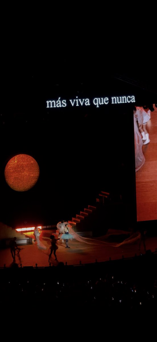 MittRuedaa's tweet photo. tengo sentimientos reales por Rosalía

Cinema deLux 🤍🪽 https://t.co/19dfDzRo88