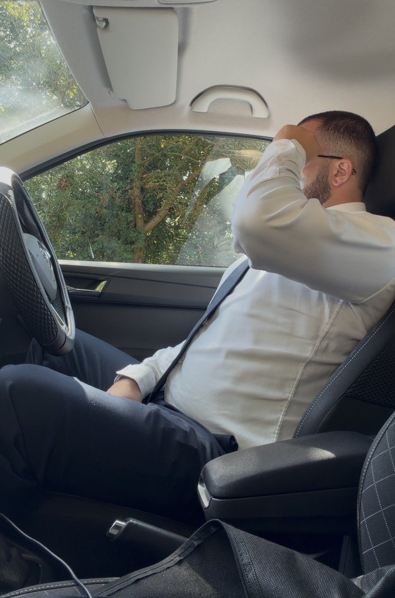 ZuitedMan's tweet photo. Come and see the boss in his car after work π
full video - https://t.co/xgtjN0STG2
#suitedman #suitedsub #suitdaddy #suiteddaddy #officedaddy #suit #suitedboss #suitmaster #suitboss https://t.co/FYVCNgyieX