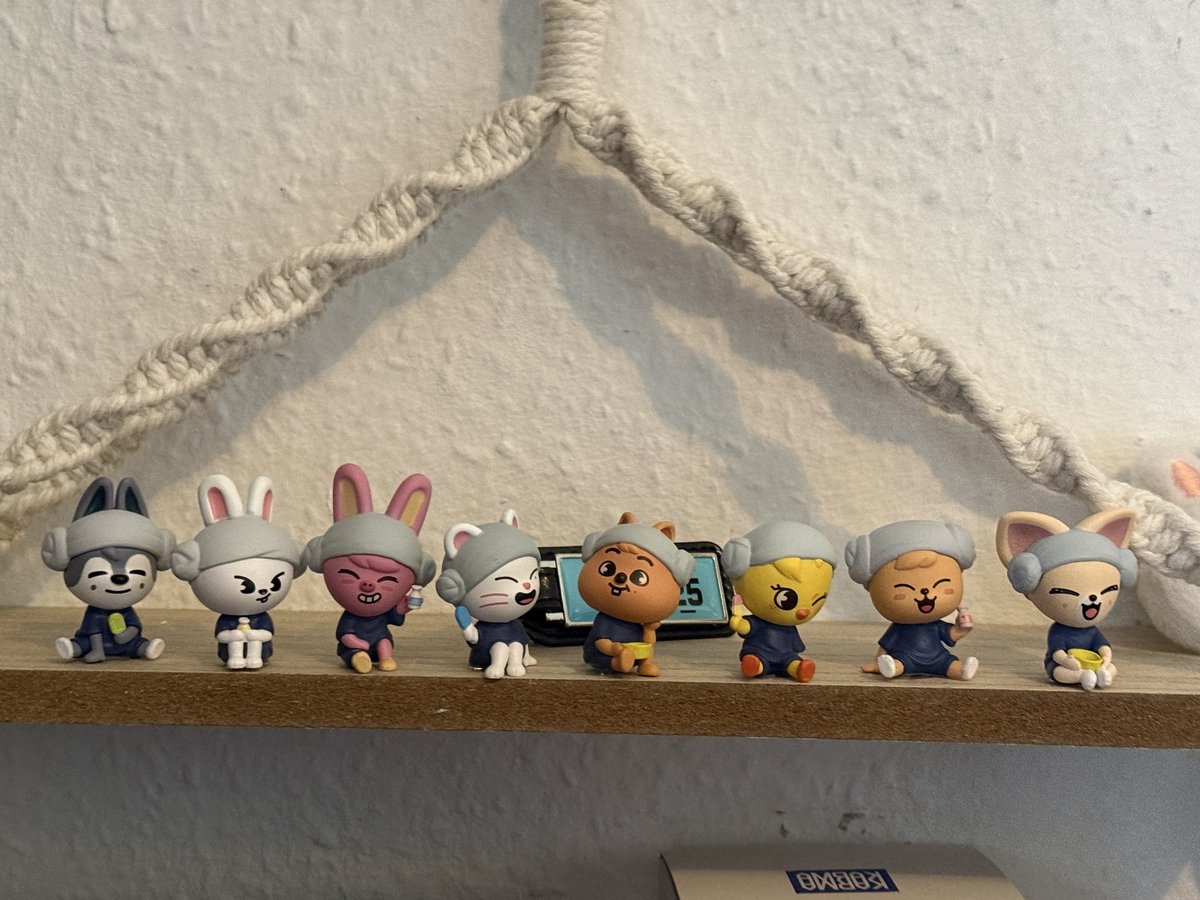 stuckonminho's tweet photo. Finally complete 🥰 https://t.co/AHB7200M5U