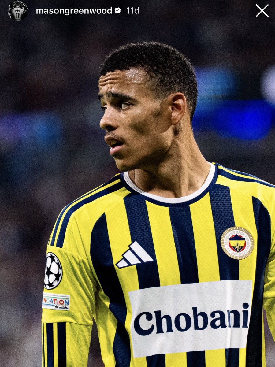 SaracogluSports's tweet photo. 📸Mason Greenwood'un paylaşımı:

"FENER!💛💙" https://t.co/7xw2CSat7D
