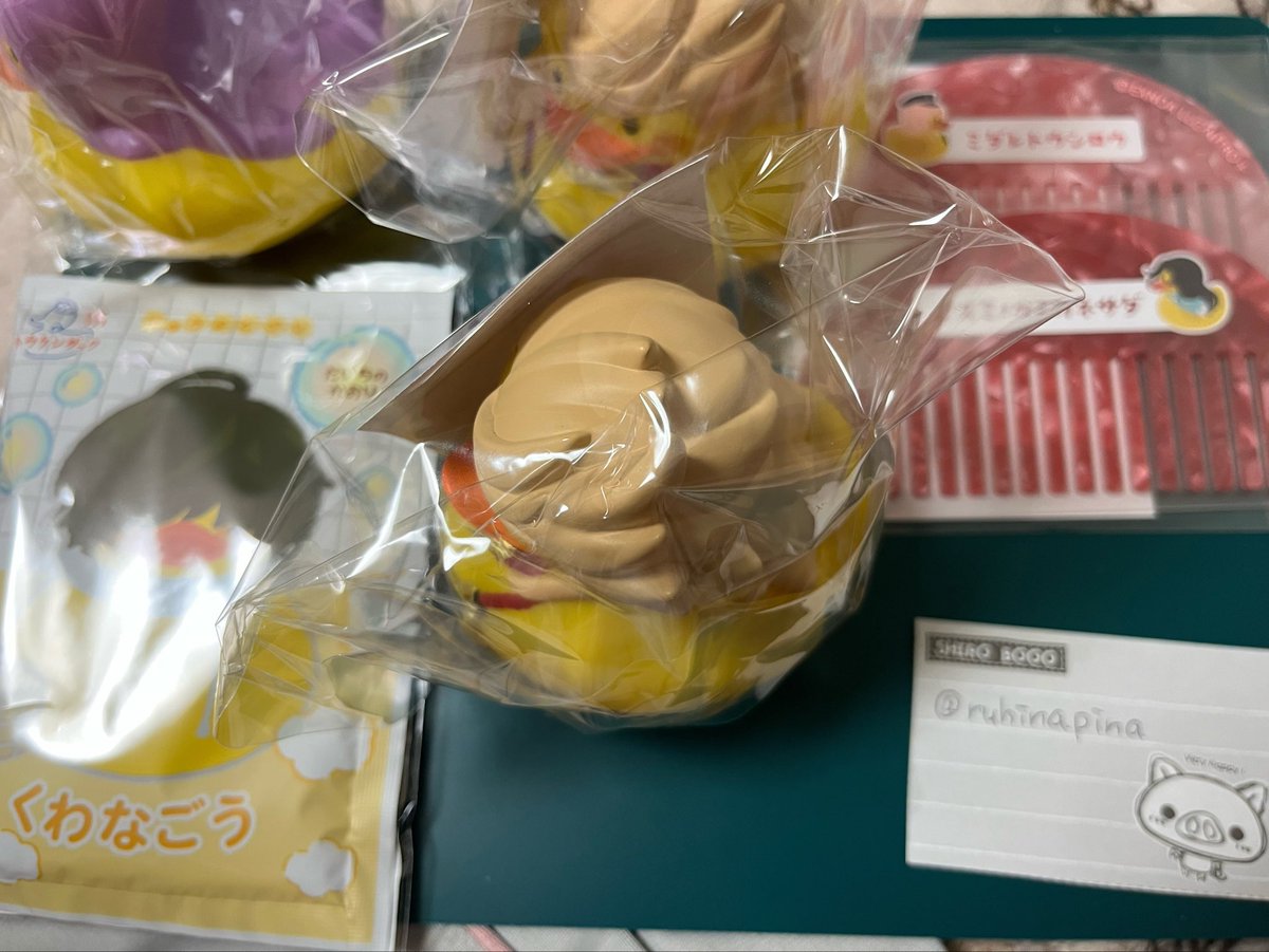 ruhinapina's tweet photo. 【譲渡】刀剣乱舞 トウケンダック 湯浴みコレクション その4 その5

（譲）A賞一期⭐︎
　　B賞長谷部⭐︎ 後家⭐︎ ソハヤ 蜂須賀
　　C賞南海⭐︎ 肥前⭐︎ 則宗⭐︎ 実休⭐︎ 桑名
　　D賞薬研② 堀川 和泉守 乱

（求）各定価+送料

お返事にお時間いただきますが、お気軽にお声掛け下さい。 https://t.co/aYslhDwPwL