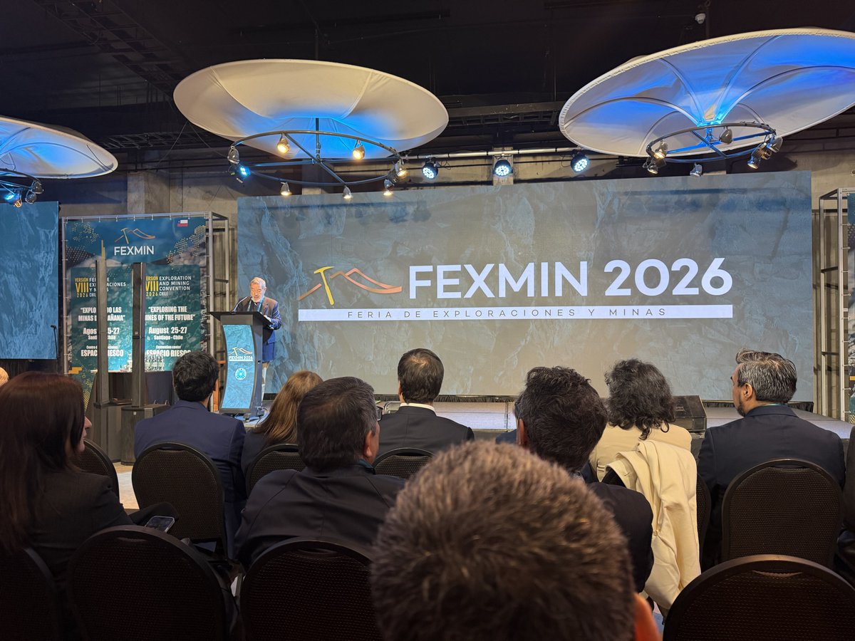 MiraGeoscience's tweet photo. 📍 Estamos en #Chile participando en #FEXMIN2026 y compartiendo cómo nuestras soluciones de #Software y #Consultoría ayudan a la industria minera a transformar datos geocientíficos en decisiones estratégicas. 👋 Conversemos: https://t.co/hDKWFcBvRy

#Minería #ExploraciónMinera https://t.co/KXZaVr7kto