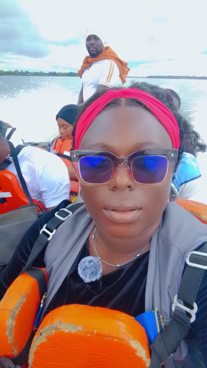 RCPhSkywaves's tweet photo. With hearts full of compassion and hands ready to serve, RC PH Skywaves, in partnership with 19 collaborating Rotary Clubs and Clubs in Area 20 through the REACH Nigeria Foundation are making the journey to Bille to implement the first stage of the Bille Recovery Initiative. https://t.co/4H0WsCled6