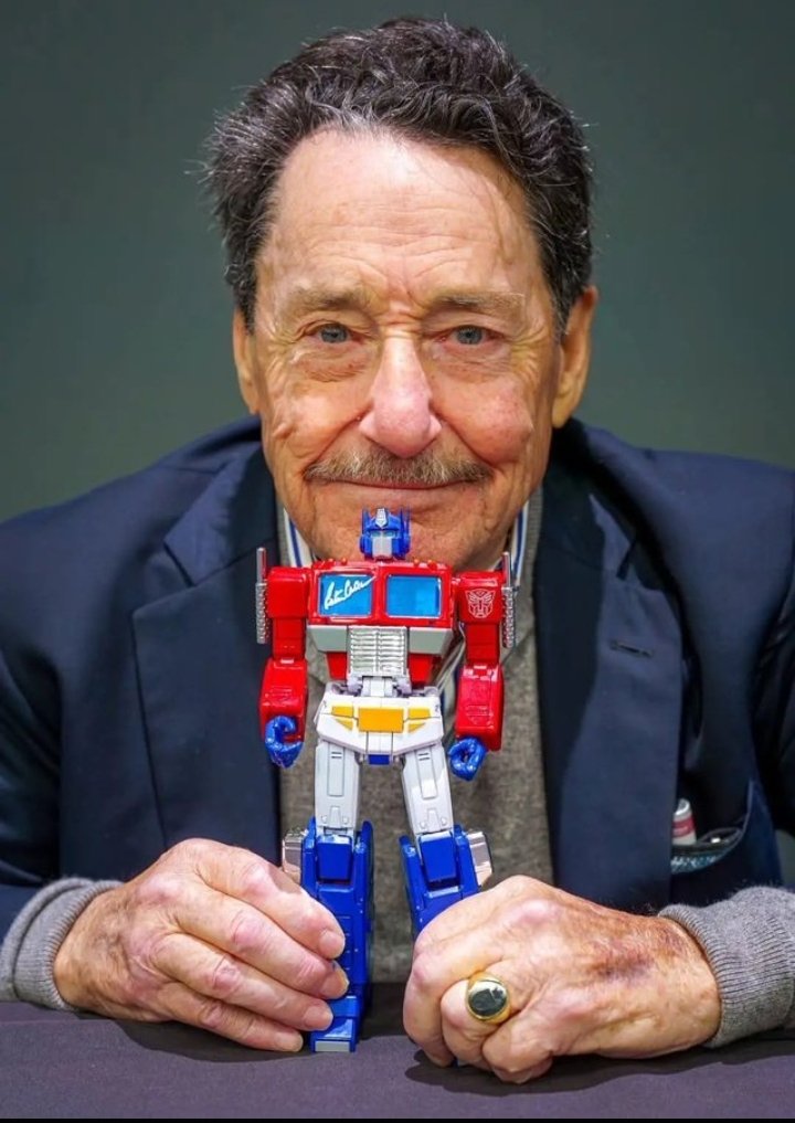 Xidra_a's tweet photo. Peter Cullen, the longtime voice of Optimus Prime in the Transformers franchise, has died at the age of 85. His death has been independently confirmed by The Hollywood Reporter, Variety, and other major outlets. https://t.co/7I2veLS3AX