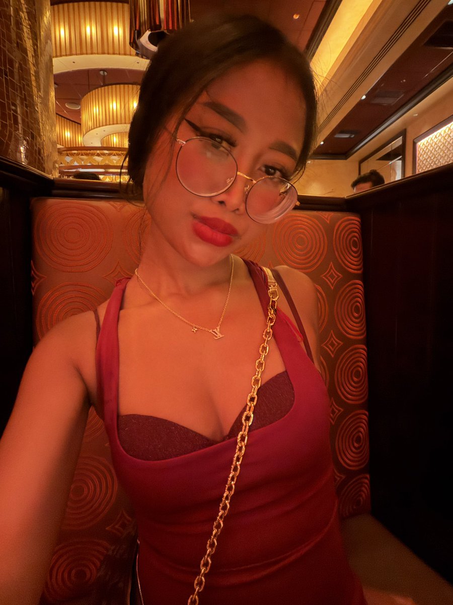 Princessphphaa's tweet photo. Rt this if u think im hot

Findom femdom rtsub paypigs https://t.co/Wu9zRW0l5p