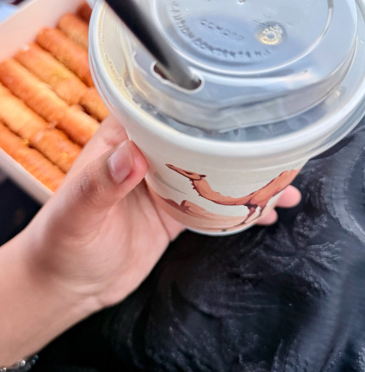 a08tt's tweet photo. 🍉☕️ https://t.co/FceY07aNXY