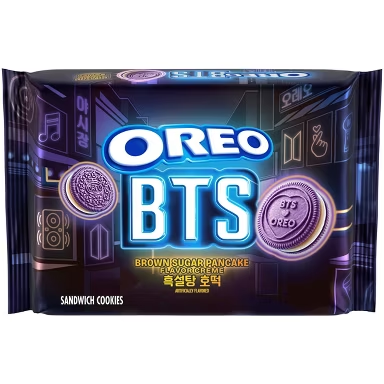 MartiniCheswick's tweet photo. @mikegolicjr Personal favorite is the smoreo, you used to only get a couple in one of those variety packs from Costco. But I saw a package out in the wild the other day. The BTS ones are also solid. https://t.co/3FzZCTROM6