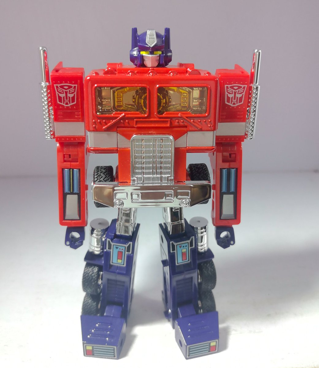 szd1115929's tweet photo. Goodbye  Peter Cullen！ https://t.co/hKWoY5hZg0