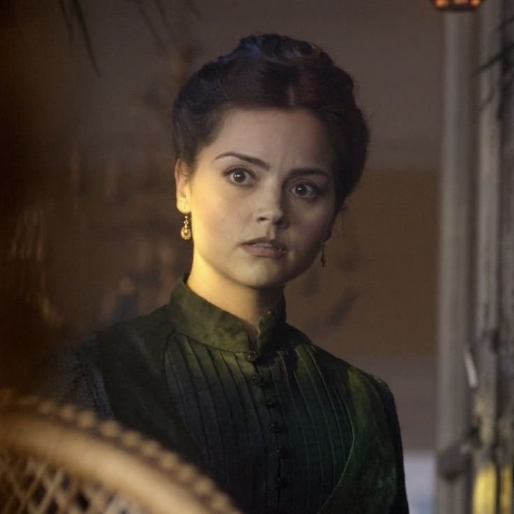 11seyebrows's tweet photo. Victorian Clara https://t.co/LZPRKGILKR