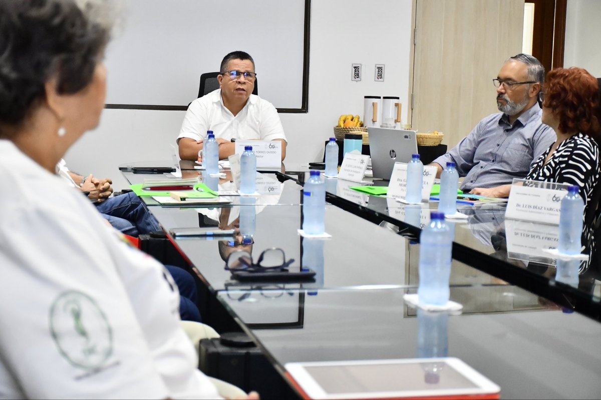 JTorresOviedo's tweet photo. La calidad no se improvisa, se construye, se demuestra y se transforma en excelencia.

Hoy recibimos la visita de los pares académicos para la evaluación externa con fines de renovación de la Acreditación en Alta Calidad de nuestro programa de Química.

Es la oportunidad de mostrar lo que hacemos, pero también de escuchar, aprender y seguir mejorando.

En Unicórdoba entendemos la calidad como una cultura que se vive todos los días. Seguimos transformando desde la excelencia.