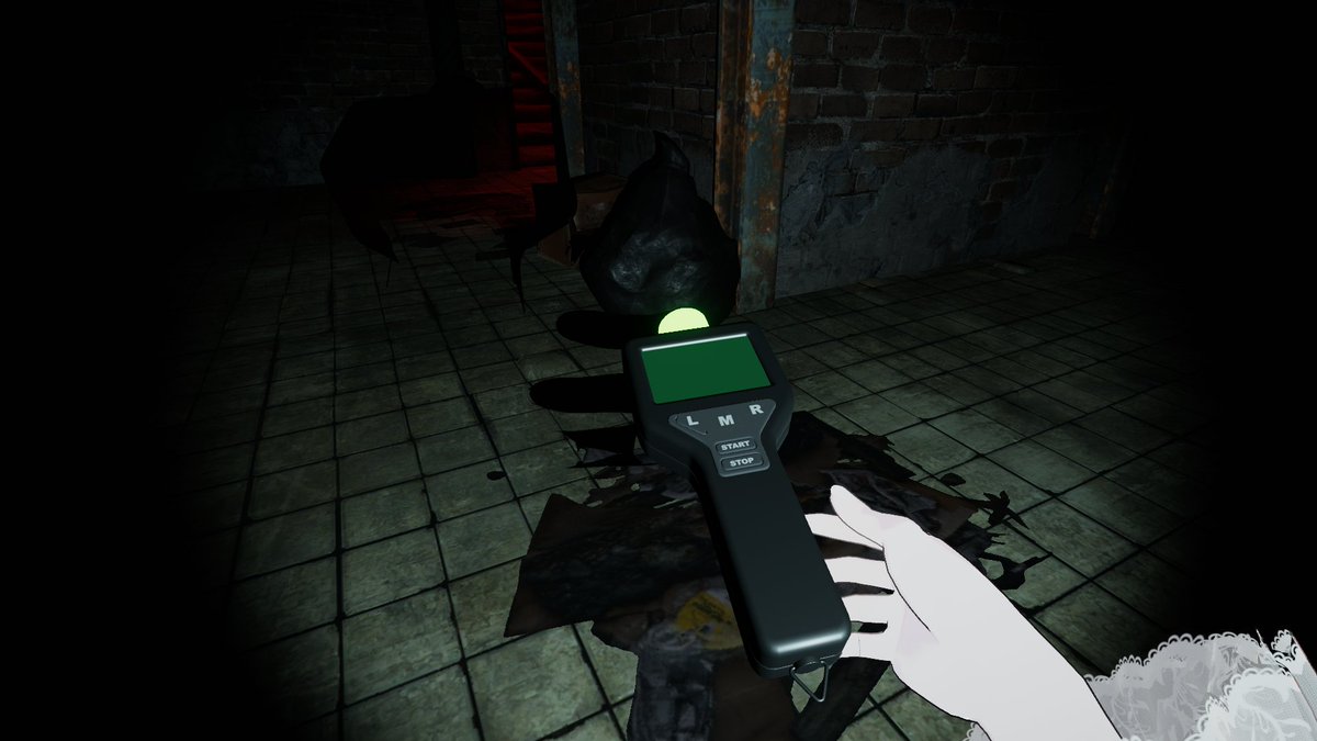 n4rGm5DmrVXXz6I's tweet photo. 米托姆OvO［Horror］
齊 iii
--
廃墟となった大邸宅で8本の鍵を見つけて脱出しよう!!
暗闇に潜む人形たちに注意しながら、恐ろしい「だるまさんがころんだ」ホラー脱出を体験しましょう。
マルチプレイ対応、プレイ時間は15〜30分
#VRChat_world紹介 #VRChat #VRC https://t.co/1vIG7eaYaz