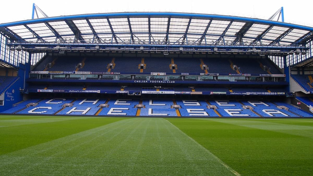 aficion_Rmadrid's tweet photo. Estos son los 4 desplazamientos en Champions ✈️

🇬🇧 Arsenal - 3.000 entradas
🇮🇹 Roma - 3.600 entradas
🇺🇦 Shakhtar - 2.000 entradas*
🇬🇷 AEK Atenas - 1.600 entradas

*El Shakhtar Donetsk jugará sus partidos de local de Champions en Stamford Bridge (Londres) https://t.co/AidW0yZJ83