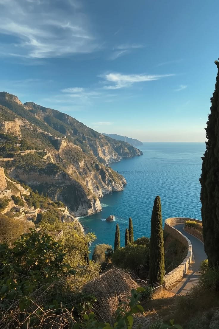oceannvibe's tweet photo. Sorrento,italy https://t.co/AoBTwWiTtp