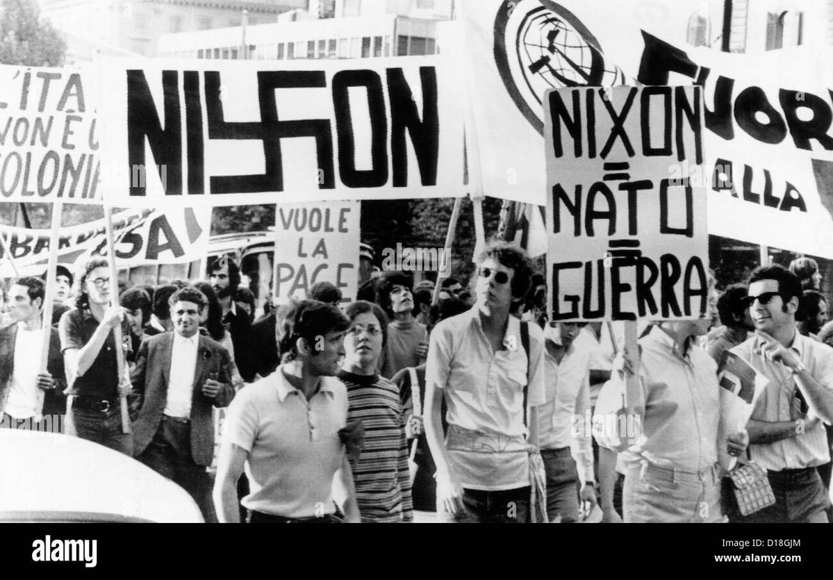 RunAndyRun2's tweet photo. @AngieNixon We already had one Nixon! https://t.co/V6F0a5LZdc
