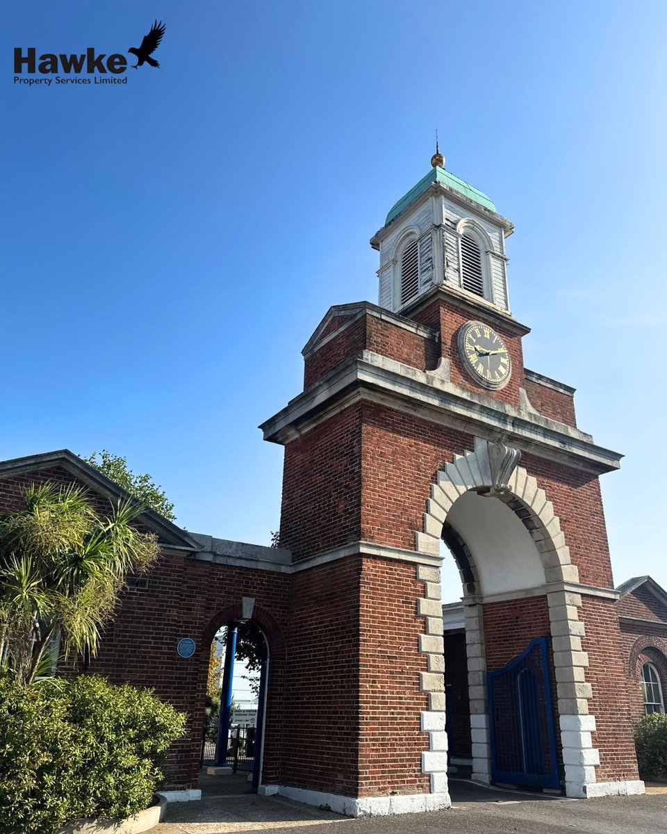 hawkeps's tweet photo. Something new is underway at St Vincent Sixth Form College. 👀
We've recently started work on site and we'll be sharing more as the project takes shape.
Watch this space. 🔨

#gosport #hampshire https://t.co/OjF3nAlUz3