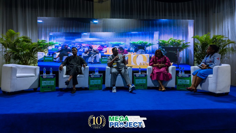 NigBuildExpo's tweet photo. Day 2 Highlights
Nigeria Mega Project Expo 2026, in collaboration with REDAN–MBAN, hosted the REDAN–MBAN ESG Conference under the theme:
“ESG as a Competitive Advantage: Blended Finance, Green Innovation & Governance for Nigeria’s Real Estate Future.”
#MegaProject #REDAN #MBAN https://t.co/xyzG8k5eRO