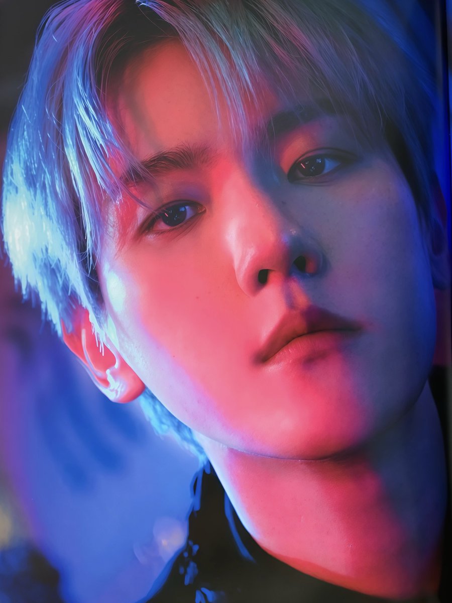 boxianbaozi's tweet photo. BAEKHYUN’S FACE CARD NEVER DECLINES✨ https://t.co/fVPpz75HZK