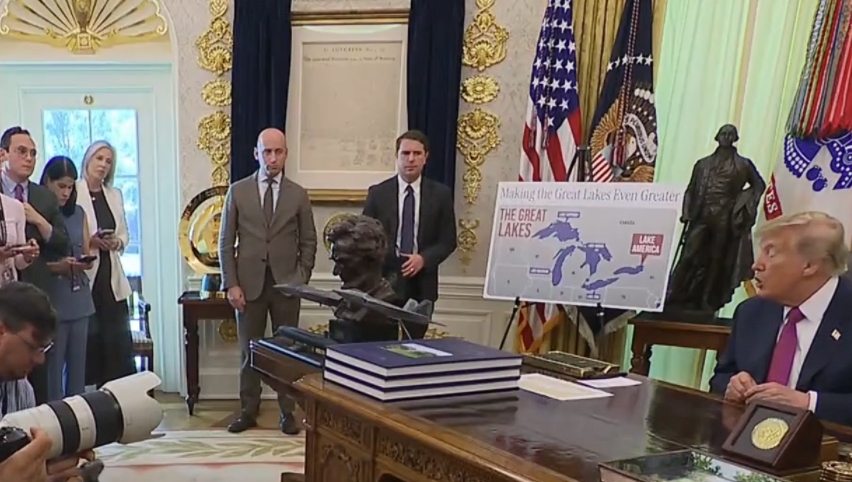 AwesomeNewsom's tweet photo. When the Declaration of Independence is hanging next to a map of Lake America, you're not in the white house, you're in a nut house. https://t.co/Ep3ievoqdP