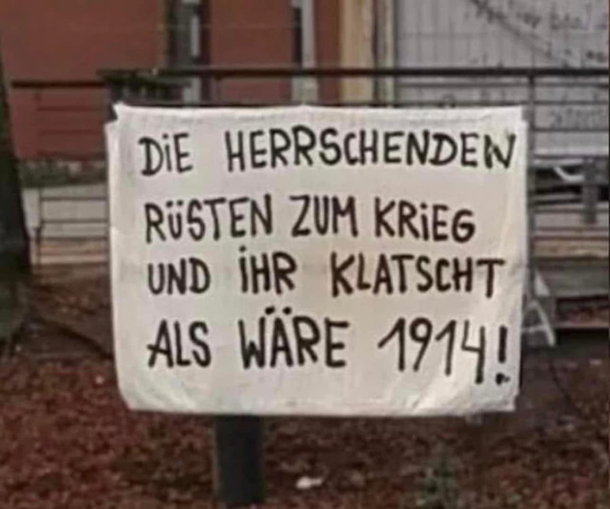 OnPeppy's tweet photo. @welt Wenn diese Kriegstreiber nicht gestoppt werden, ist Deutschland unter einem Atompilz. Da hilft dann auch kein Schirm mehr. https://t.co/Yp2eKVos31