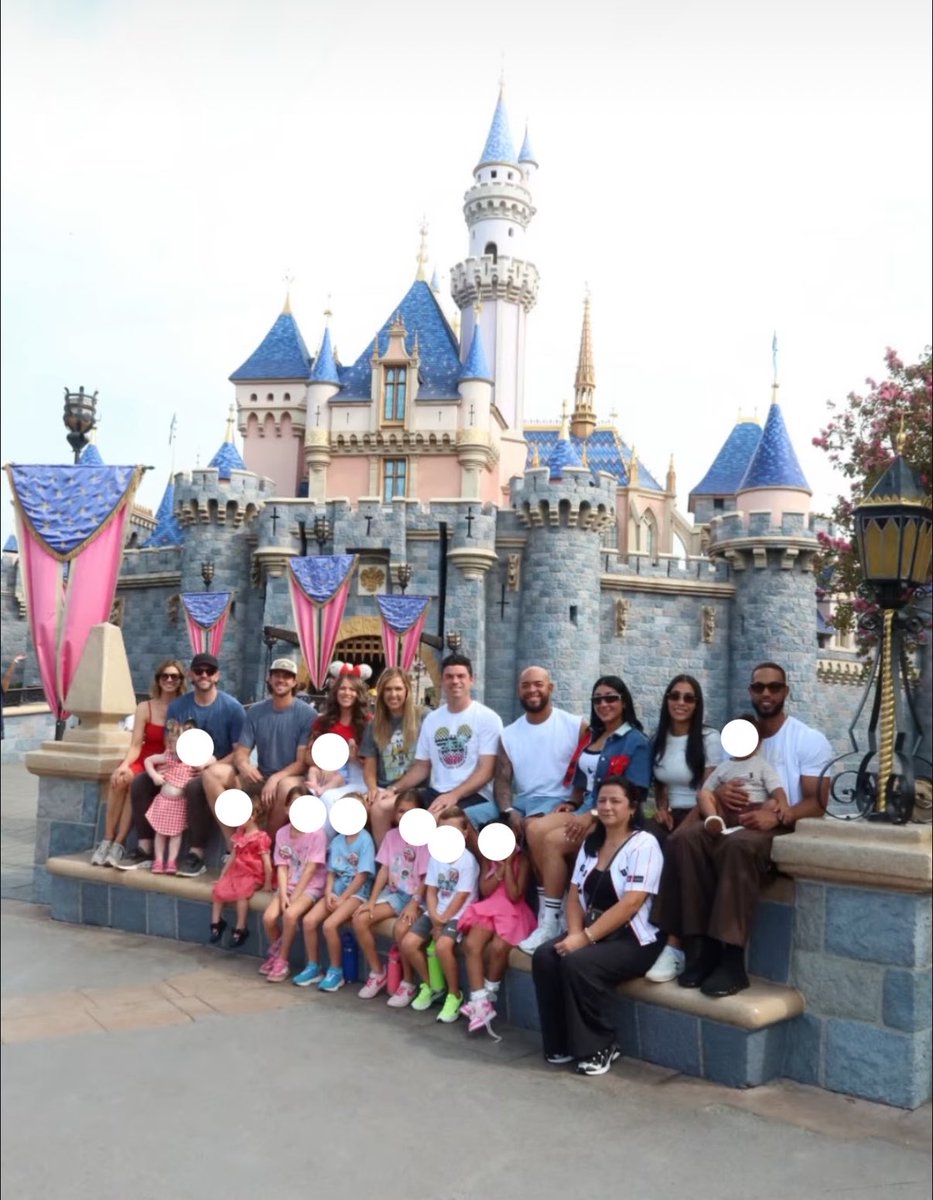 gerawaycar's tweet photo. Some of the phillies pitchers (honorary pitcher Sosa) &amp; wives going to Disneyland on their day off together 😭 https://t.co/6n1dJzYUij