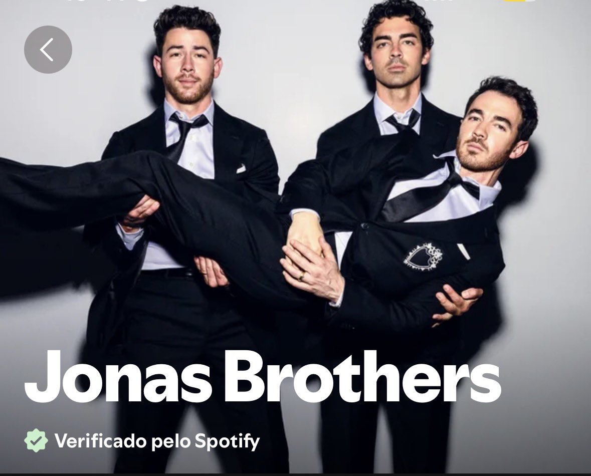 joejonasportal's tweet photo. AMAMOS! Os Jonas Brothers trocaram a foto do perfil oficial do Spotify. ❤️‍🔥 https://t.co/g3wJDpf2Uj