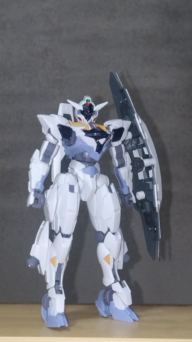 OmaDZabi's tweet photo. #ガンプラは自由だ
#機動戦士ガンダム水星の魔女ヴァナディースハート
ガンダムルブリスジウ(ちょっとカスタム) https://t.co/vH2glDTZ14