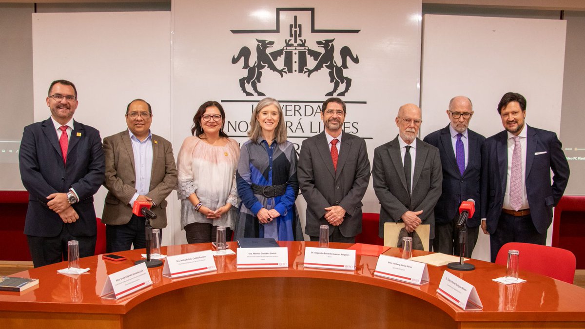 IberoPuebla's tweet photo. 📰La IBERO Puebla celebró 30 años de trayectoria de sus Posgrados en Derecho. La ceremonia reunió a autoridades universitarias, académicos, egresados y representantes del ámbito jurídico.
➡️ https://t.co/y0TqPASTgY 

#CienciasSocialesIBEROPuebla https://t.co/OpK3sgspTF