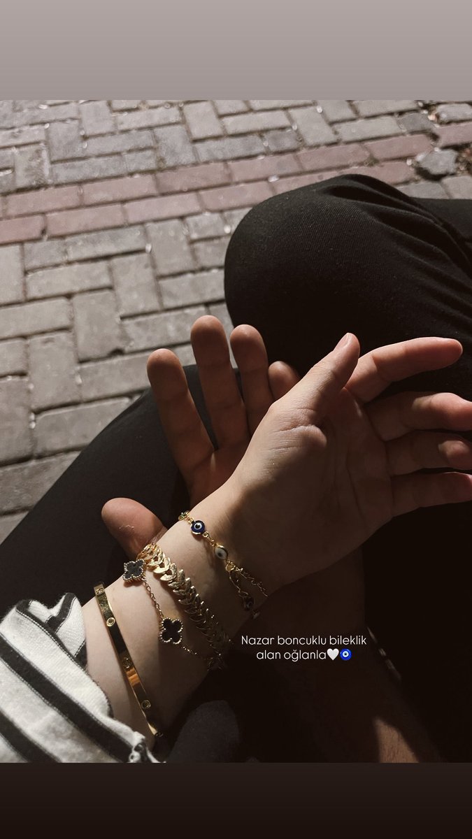 eylemmm0's tweet photo. 🎀 https://t.co/kvpyZV9unj