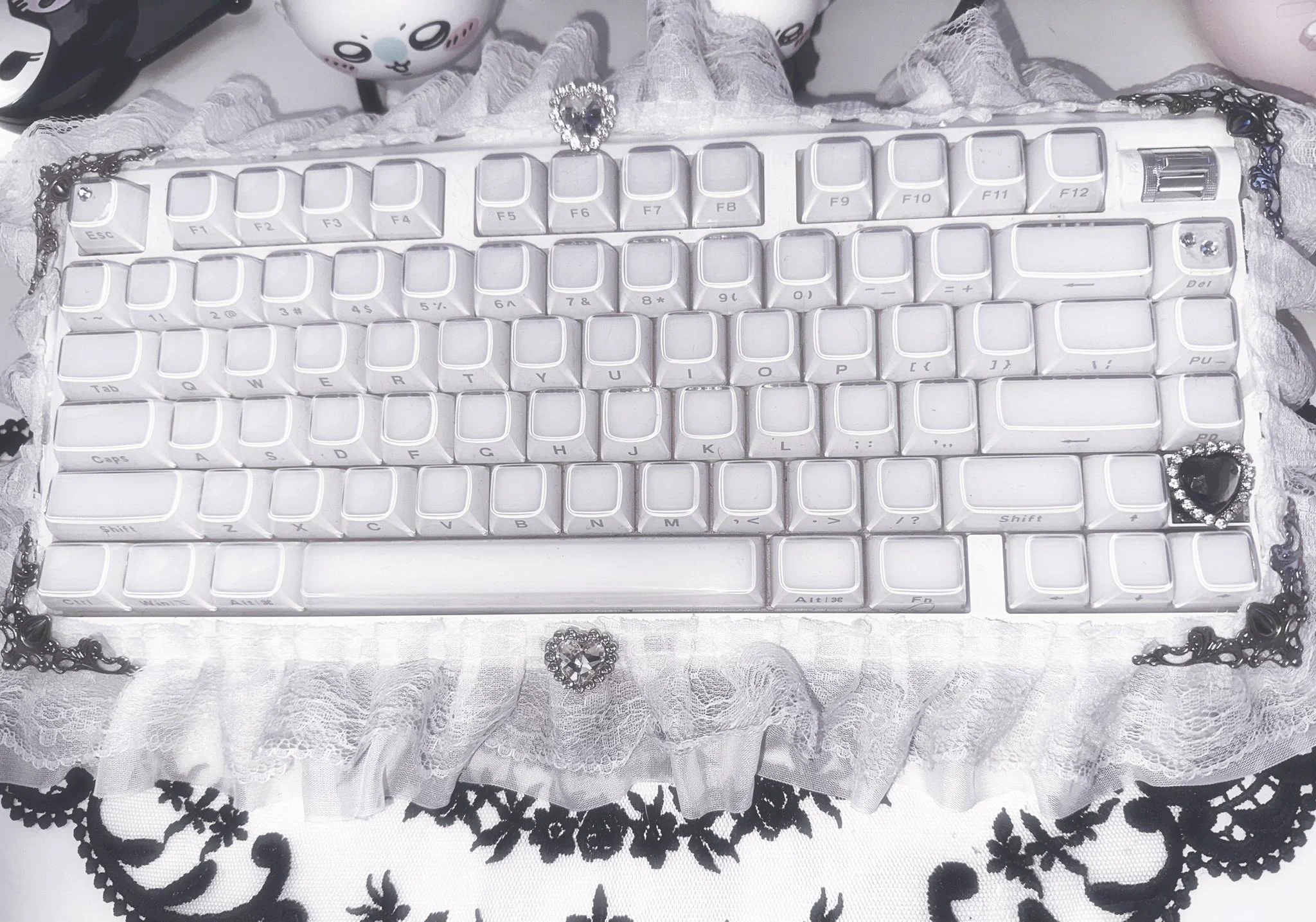 keyboard ୧(๑⃙⃘⁃̀⩊⁃́๑⃙⃘)୨ https://t.co/oELwoVgKMZ